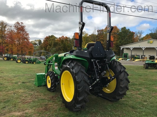2020 John Deere 3032E Image 5