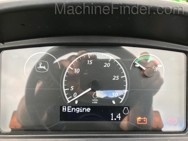 2020 John Deere 3032E Image 12