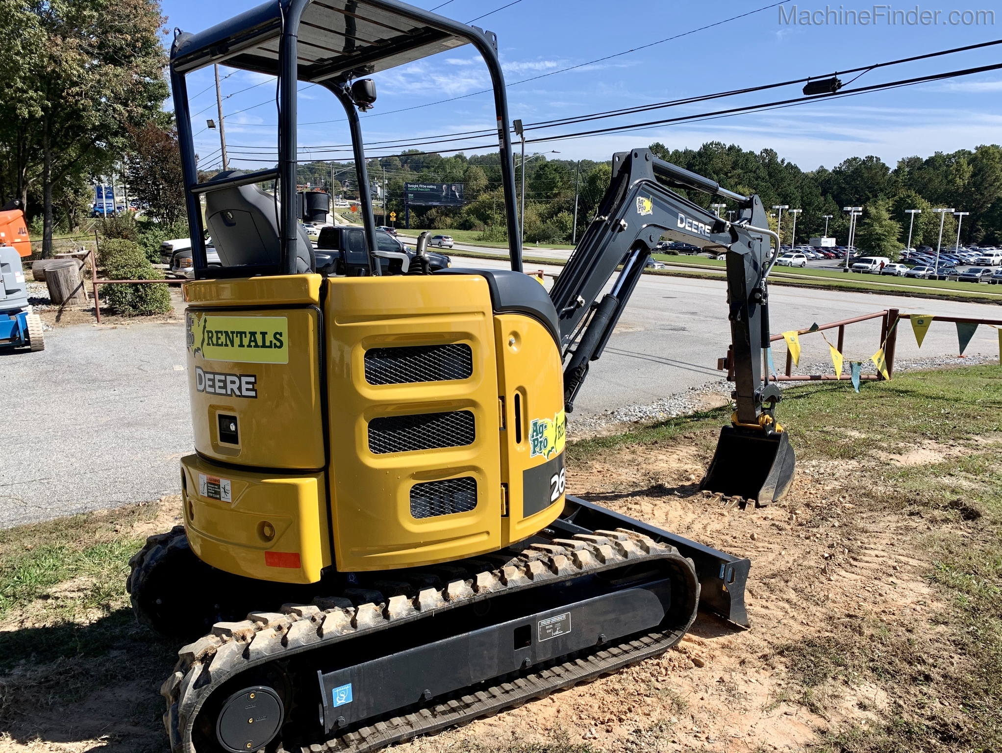 2020 John Deere 26G Image 3