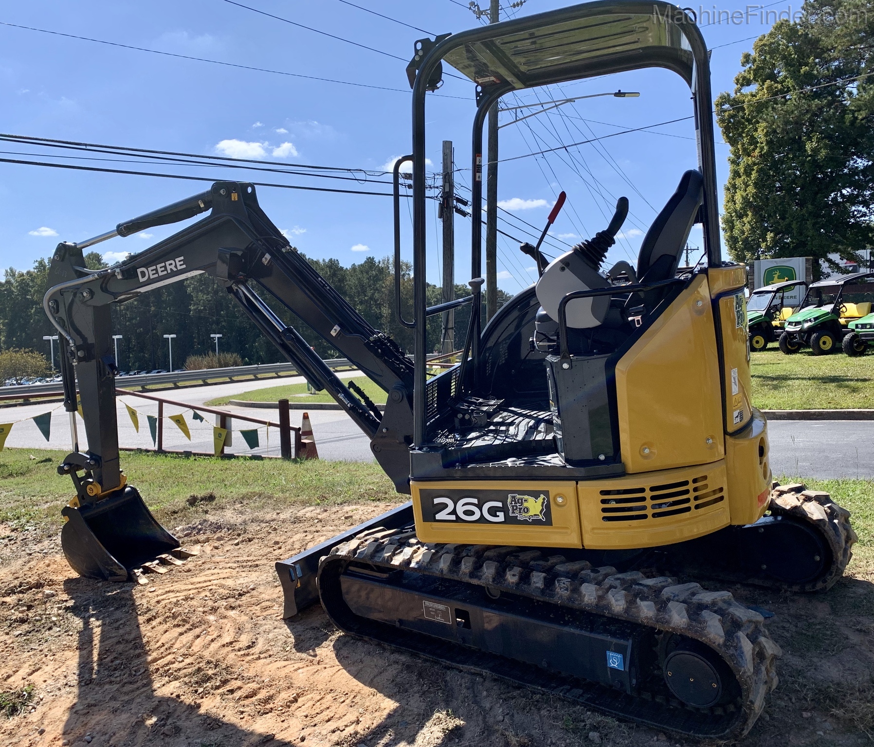 2020 John Deere 26G Image 1