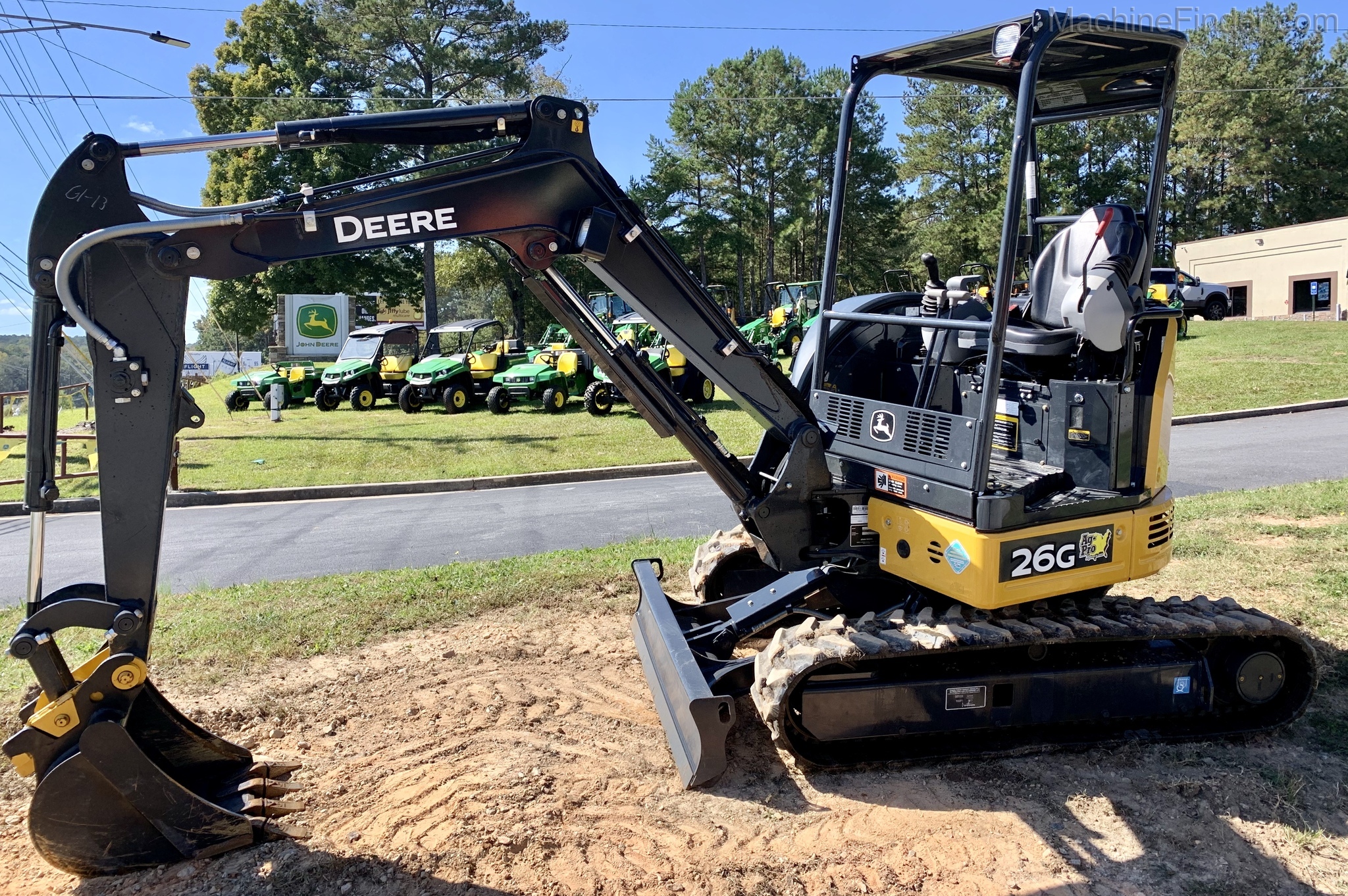 2020 John Deere 26G Image 2