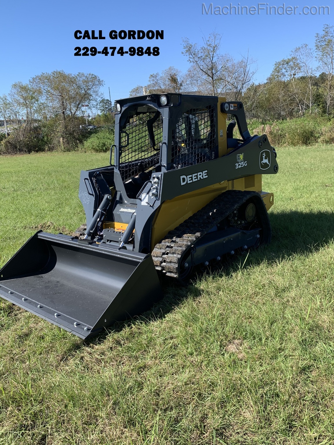 2020 John Deere 325G Image 3