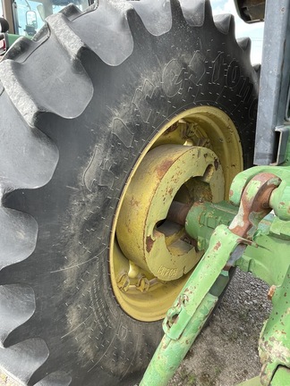 1979 John Deere 4640 Image 8