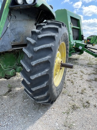1979 John Deere 4640 Image 5