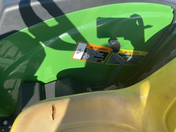 2019 John Deere 4044M Image 6
