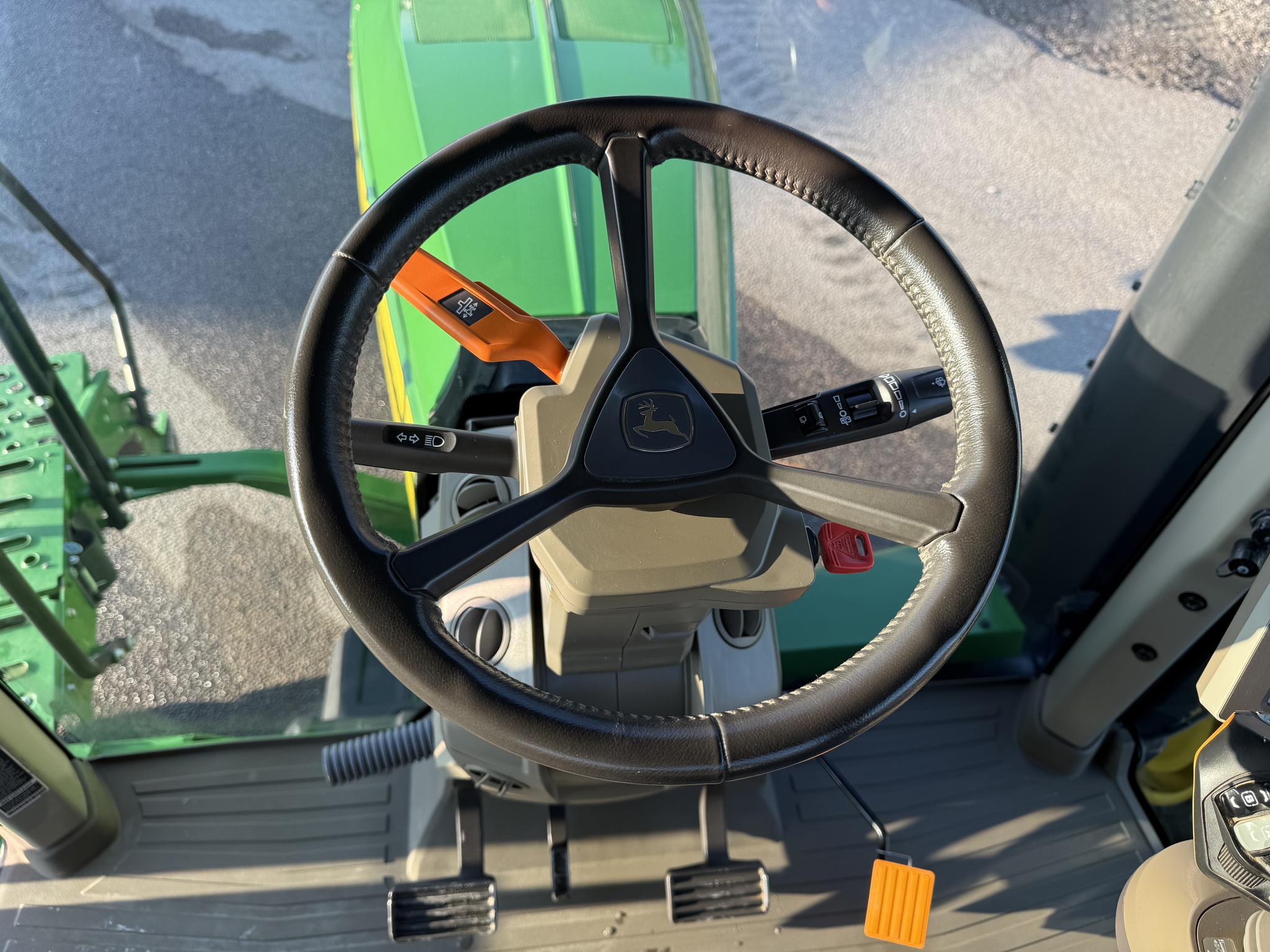 2020 John Deere 8RT 370 Image 10