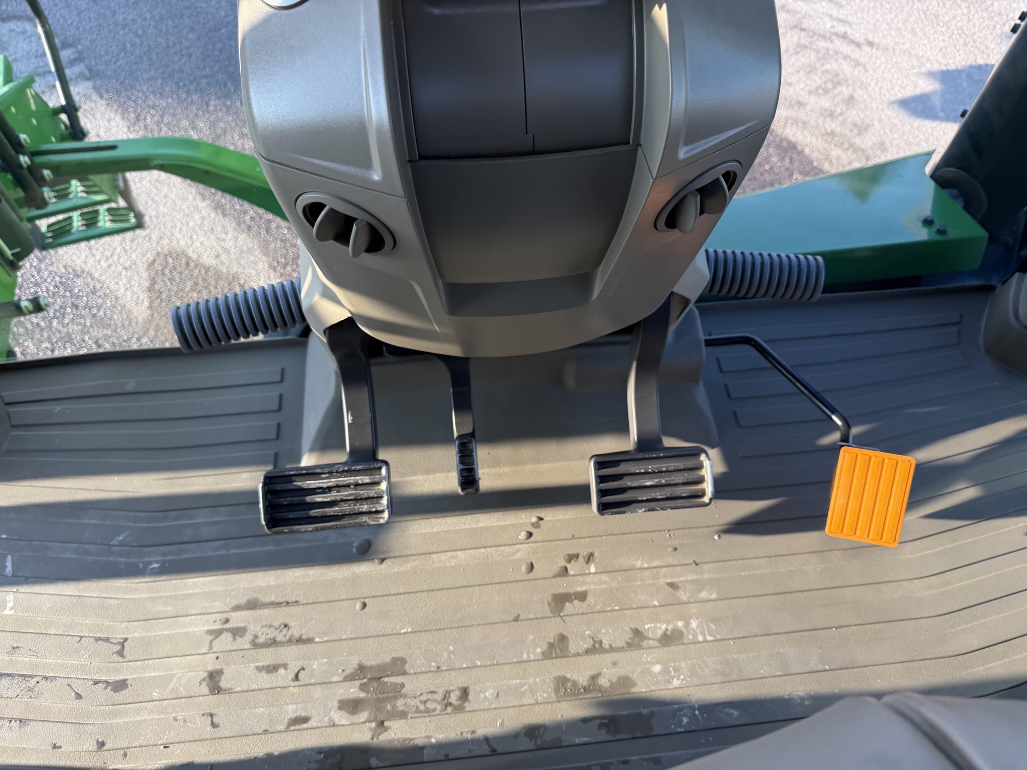 2020 John Deere 8RT 370 Image 11