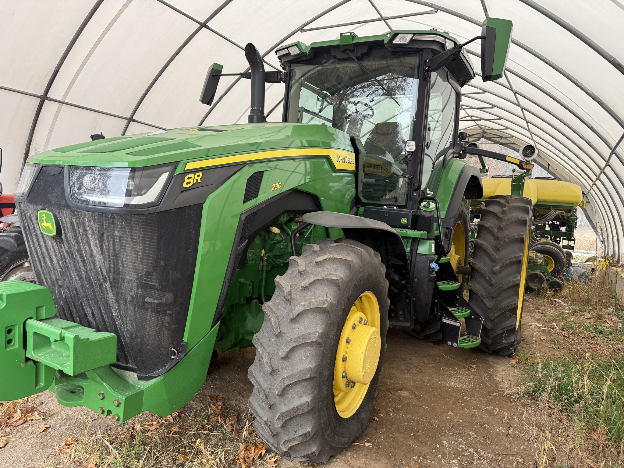 2020 John Deere 8R 230 Image 2