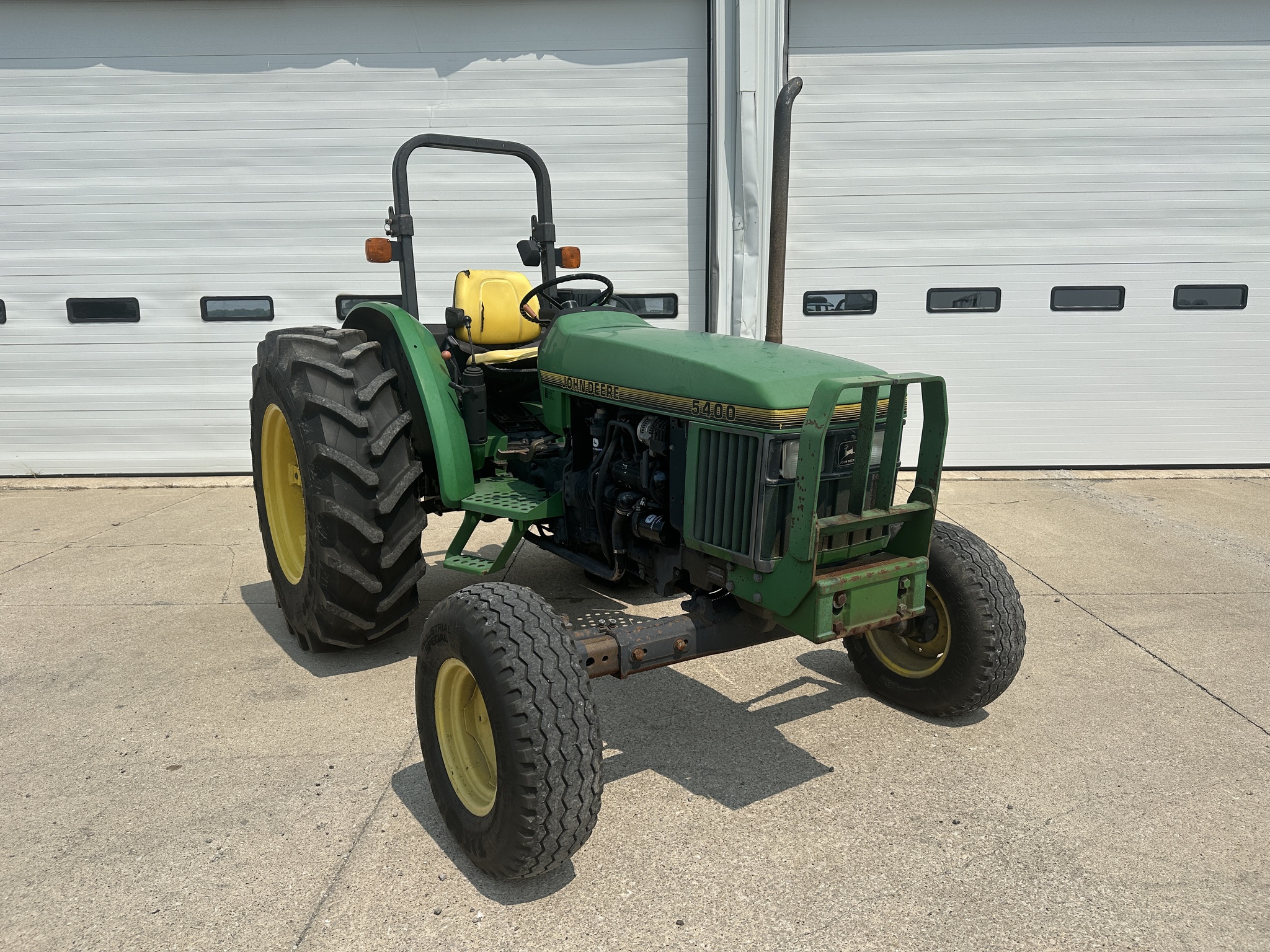 1996 John Deere 5400 Image 1