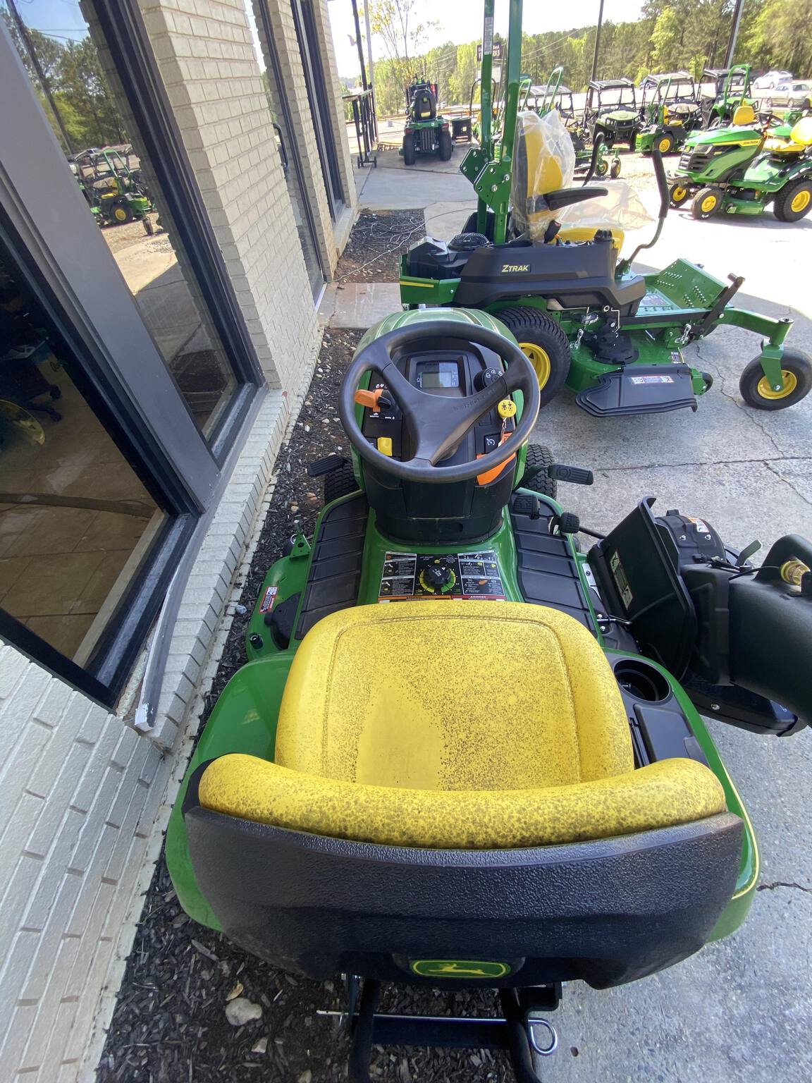 2023 John Deere X350 Image 5