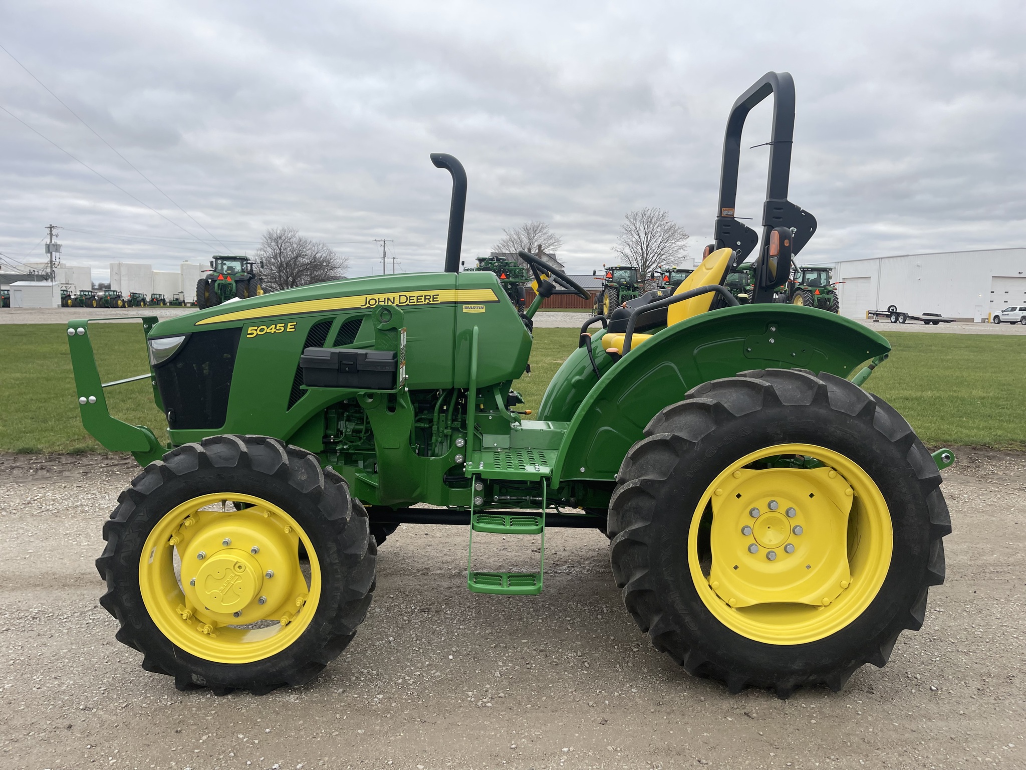  2022 John Deere 5045E at Heritage Tractor in Roanoke, IL