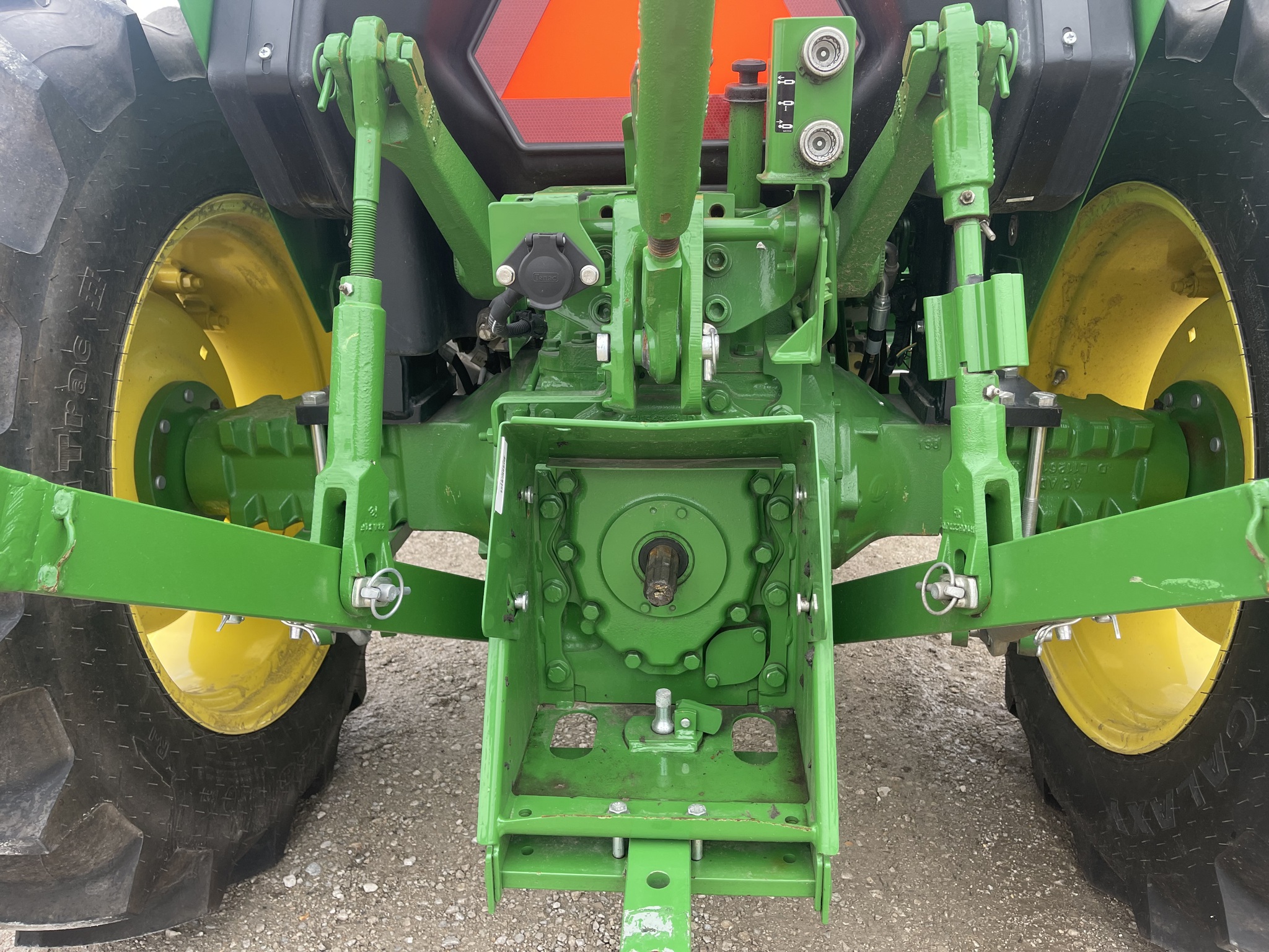  2022 John Deere 5045E at Heritage Tractor in Roanoke, IL