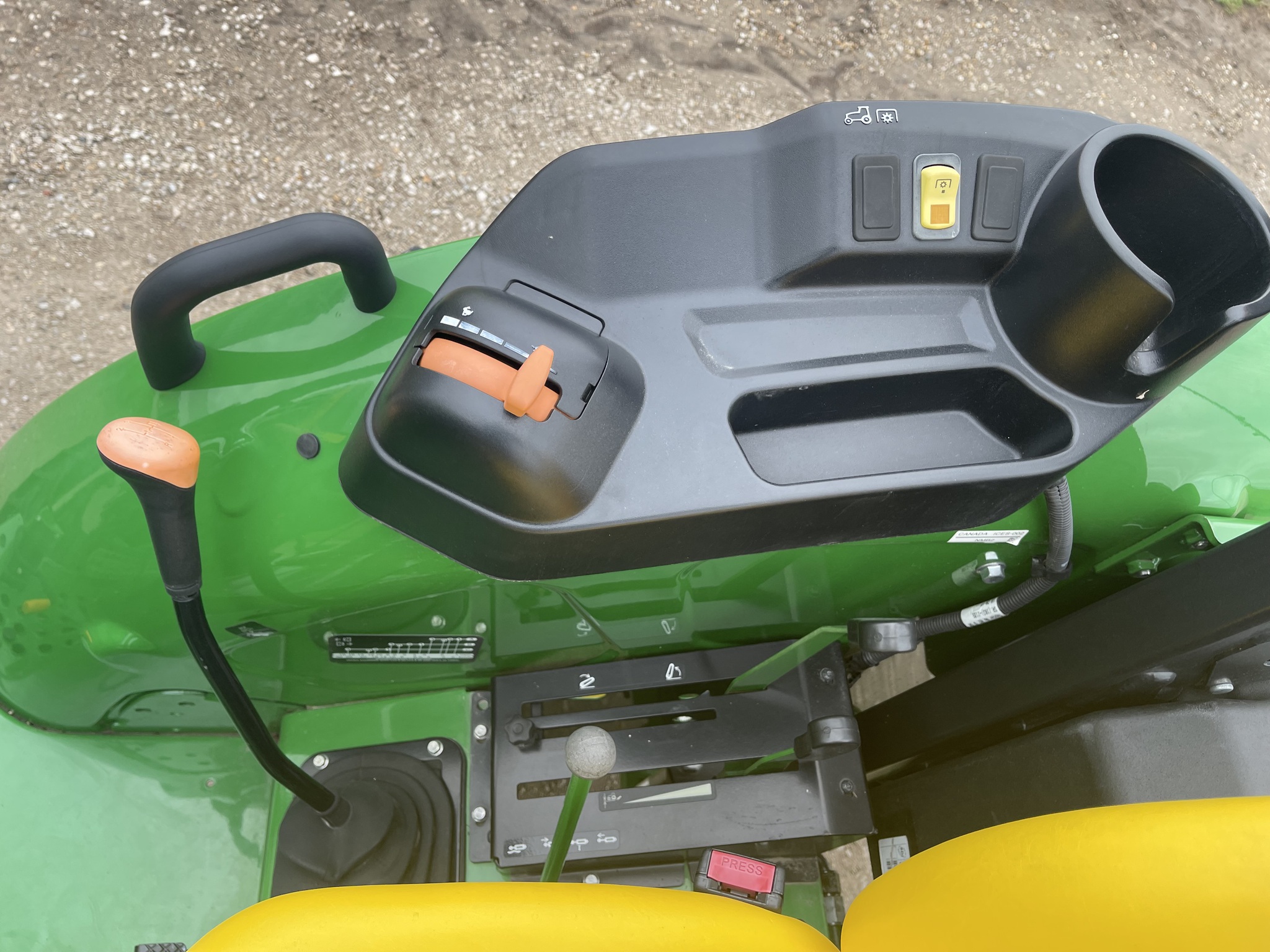  2022 John Deere 5045E at Heritage Tractor in Roanoke, IL