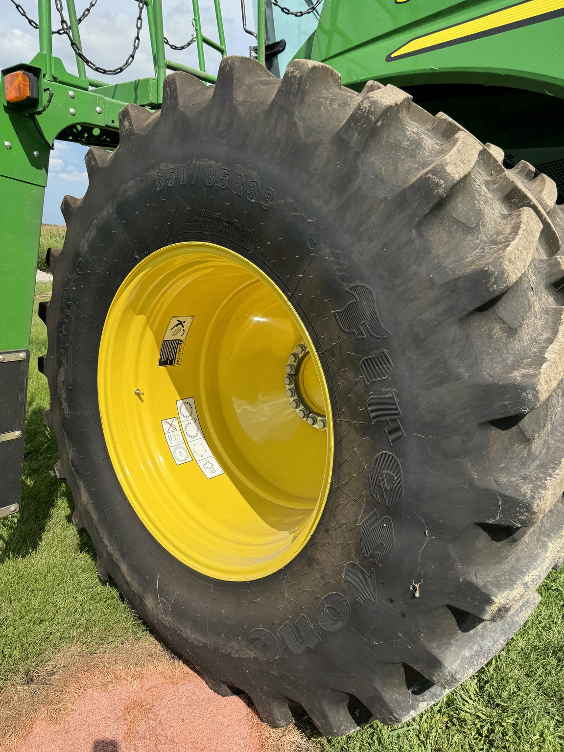  2022 John Deere S790 at Heritage Tractor in Mendota, IL