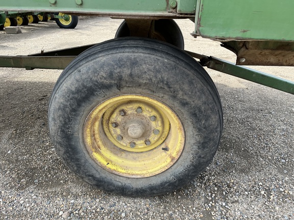  John Deere 714 - Photo11