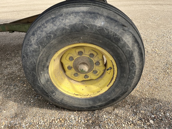  John Deere 714 - Photo17