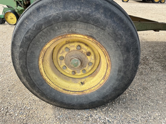  John Deere 714 - Photo14