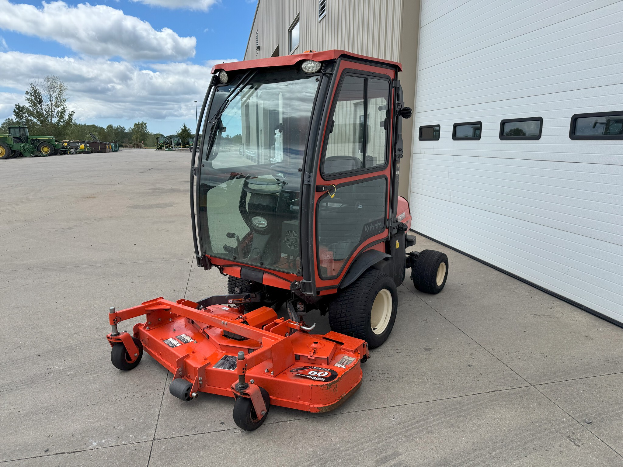 2017 Kubota F2690 Image 7