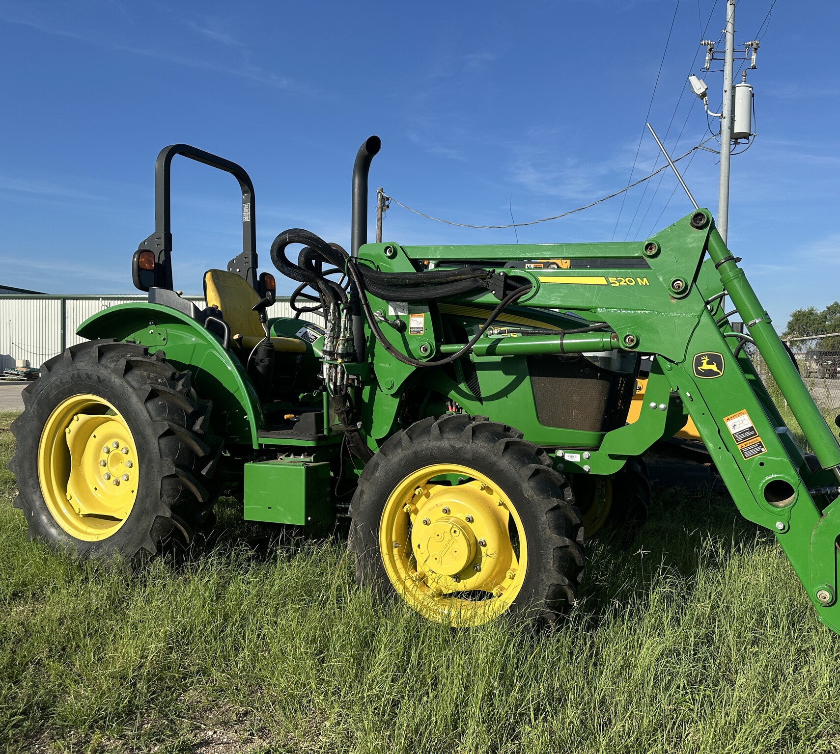 2018 John Deere 5055E Image 1