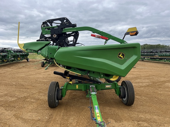 Used 2024 John Deere HD50R Combine Platforms at Horizon Ag & Turf in High Prairie, AB - Photo2