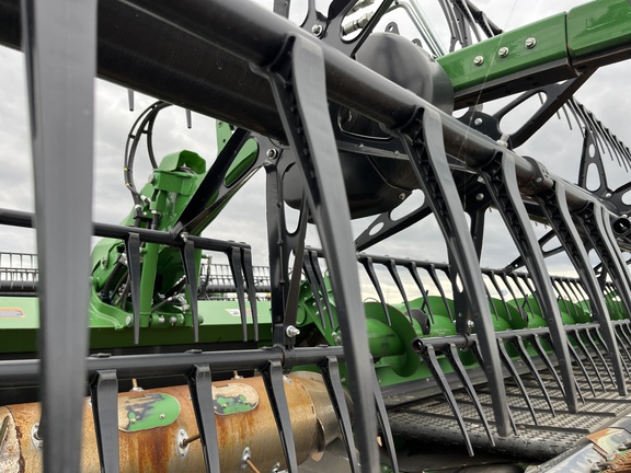 Used 2024 John Deere HD50R Combine Platforms at Horizon Ag & Turf in High Prairie, AB - Photo22