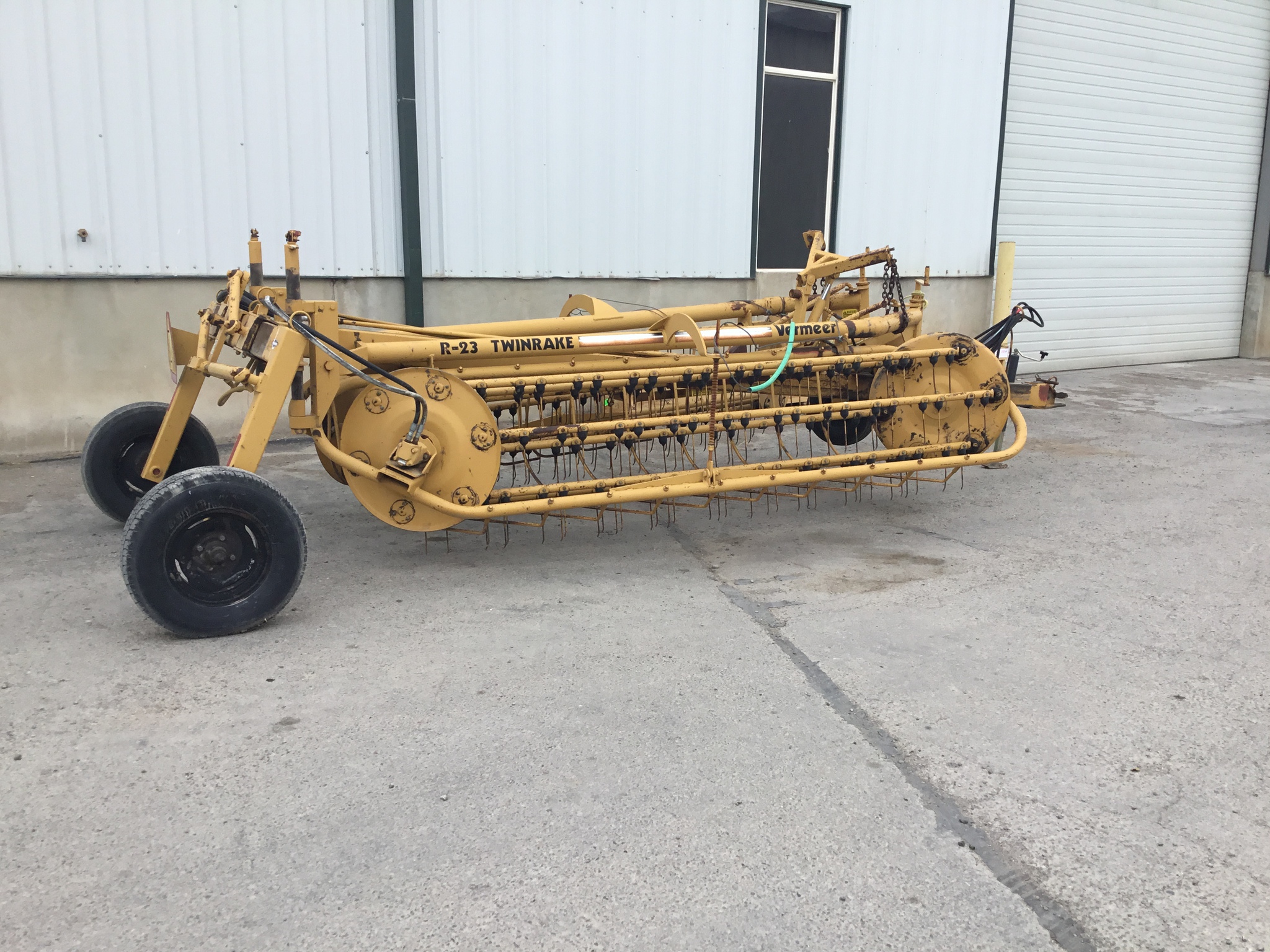 1995 Vermeer R23 Image 6
