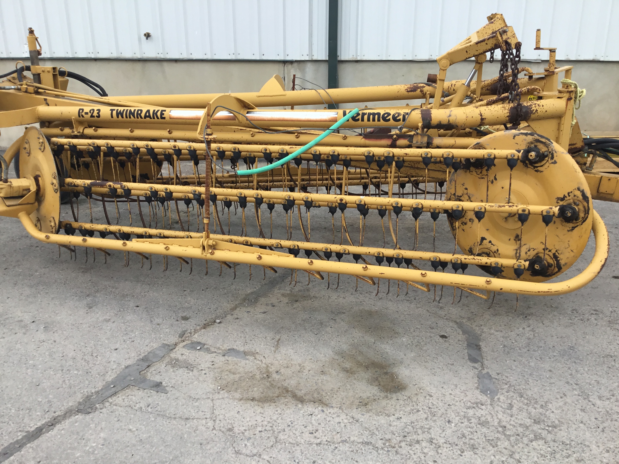 1995 Vermeer R23 Image 12