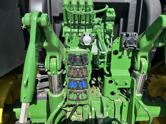 2023 John Deere 6R 145 (7th thumbnail)