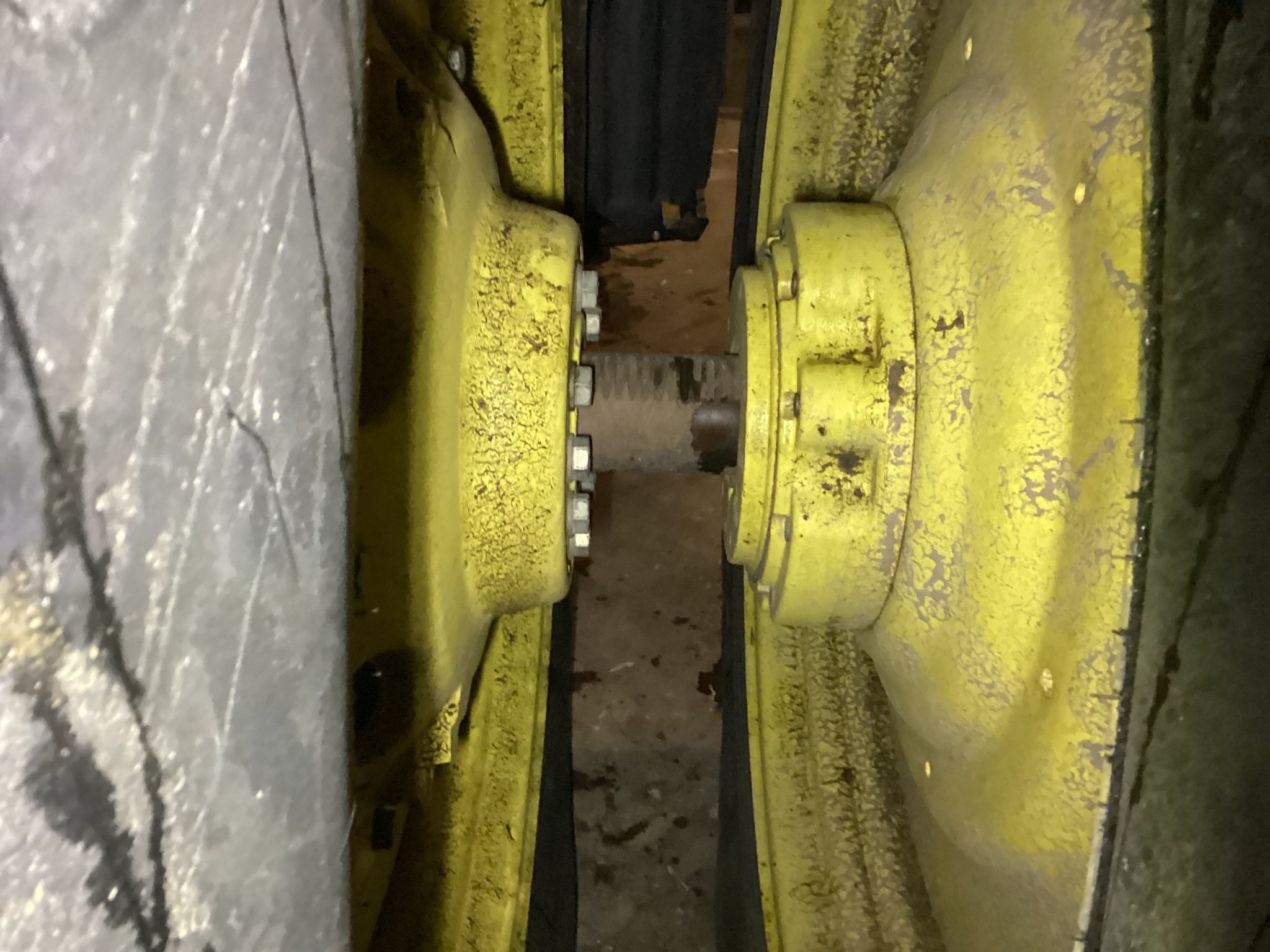 2012 John Deere 7260R Image 32