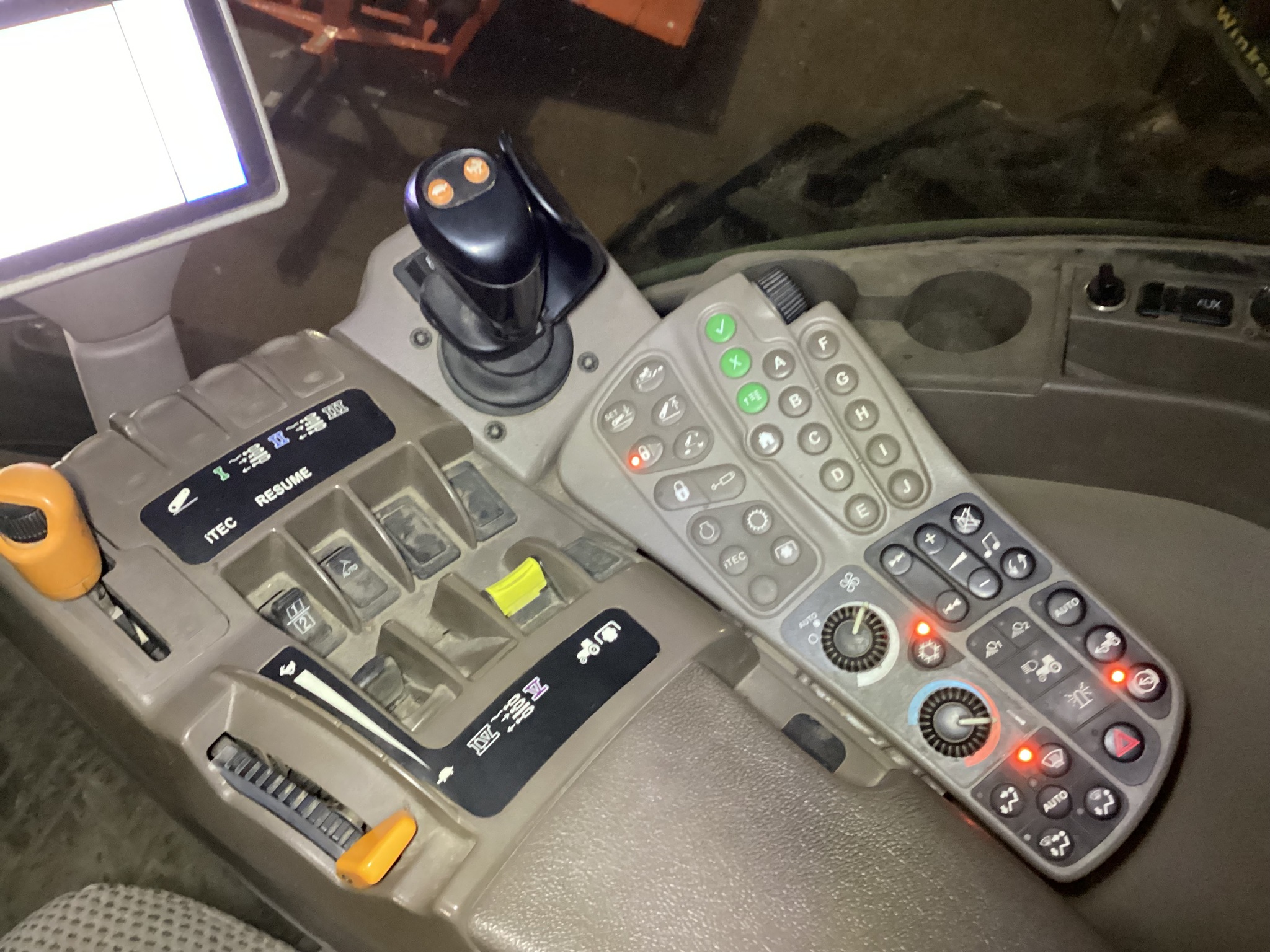 2012 John Deere 7260R Image 11