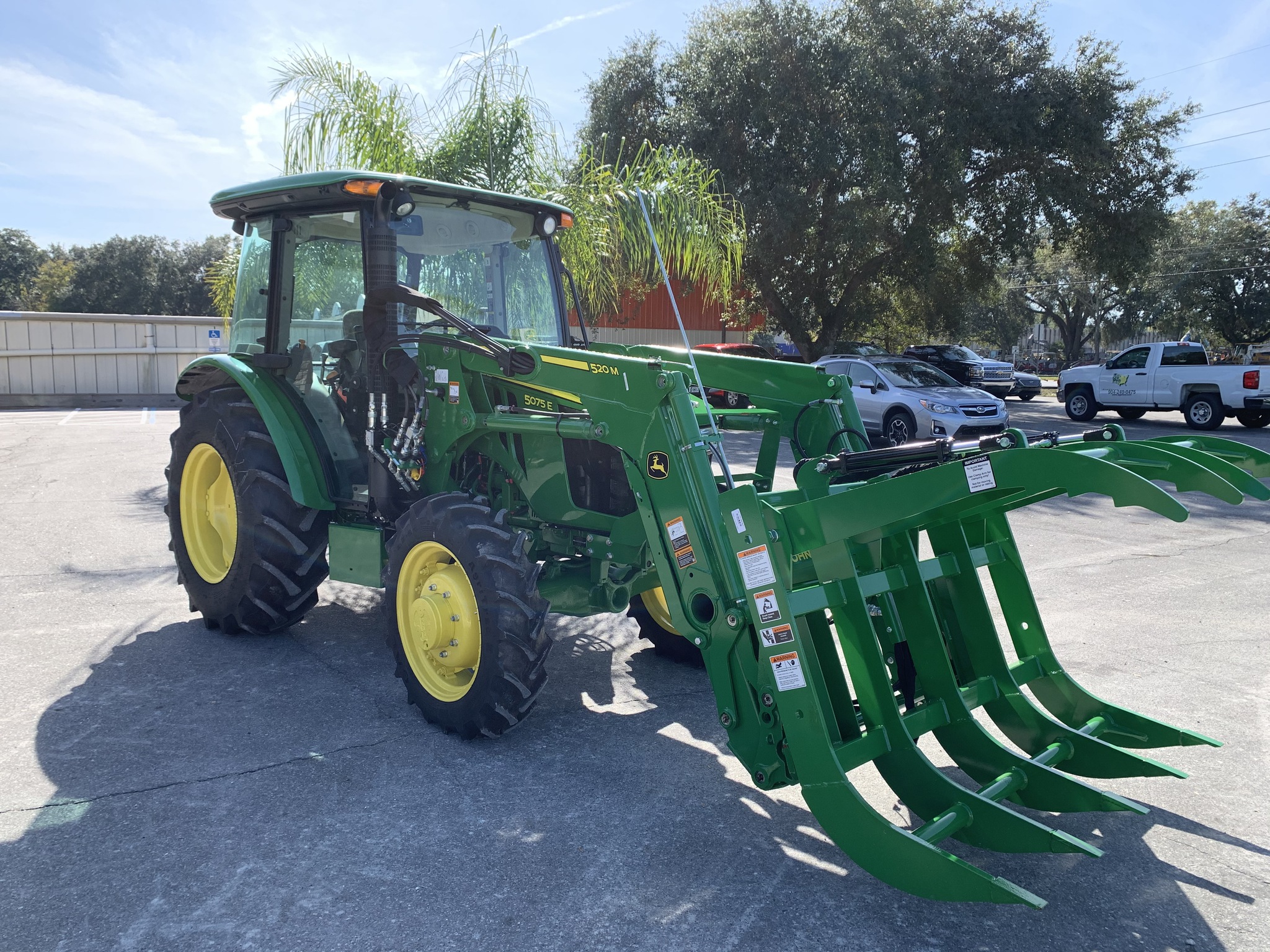 2025 John Deere 5075E Image 1