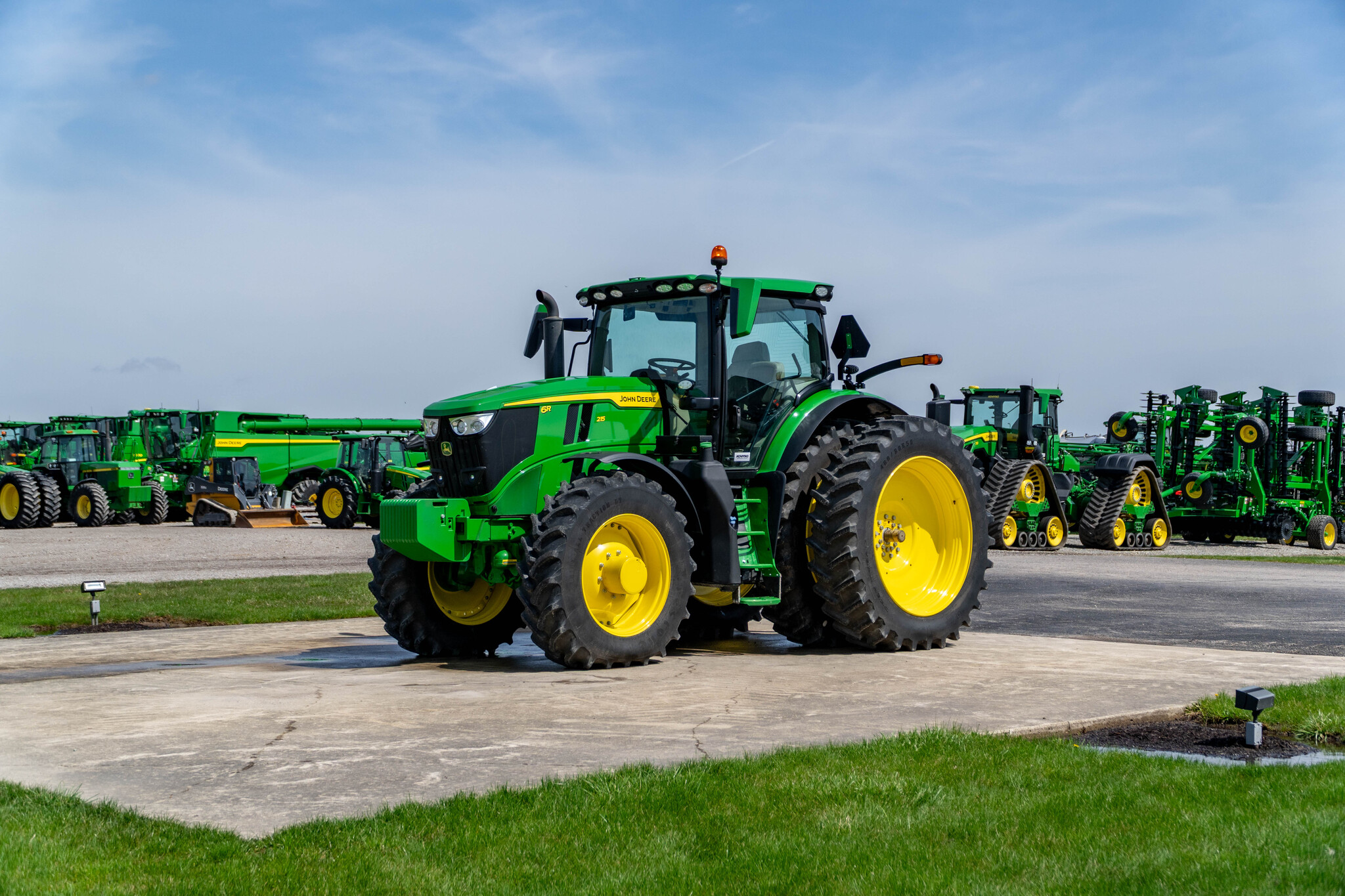 Used 2024 John Deere 6R 215 Row Crop Tractors at Koenig Equipment in Anna, OH - PhotoXL0