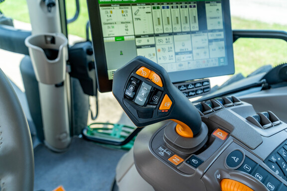 Used 2024 John Deere 6R 215 Row Crop Tractors at Koenig Equipment in Anna, OH - Photo33