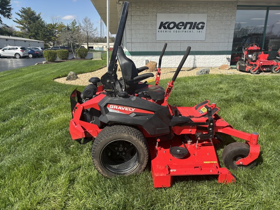 Used 2021 Gravely Pro-Turn 672 Zero Turn Mowers at Koenig Equipment in Lebanon, OH - Photo5