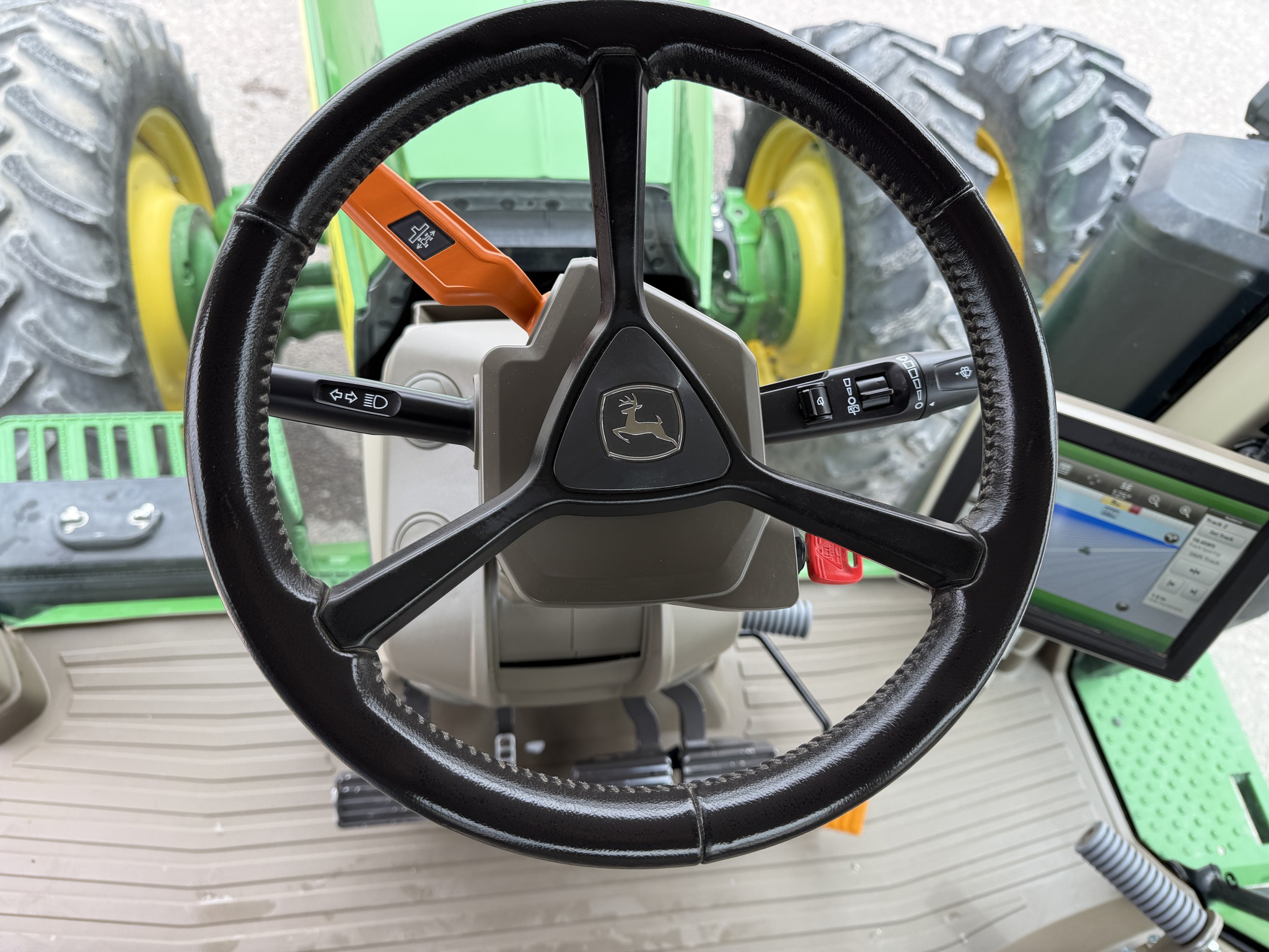 2021 John Deere 8R 280 Image 11