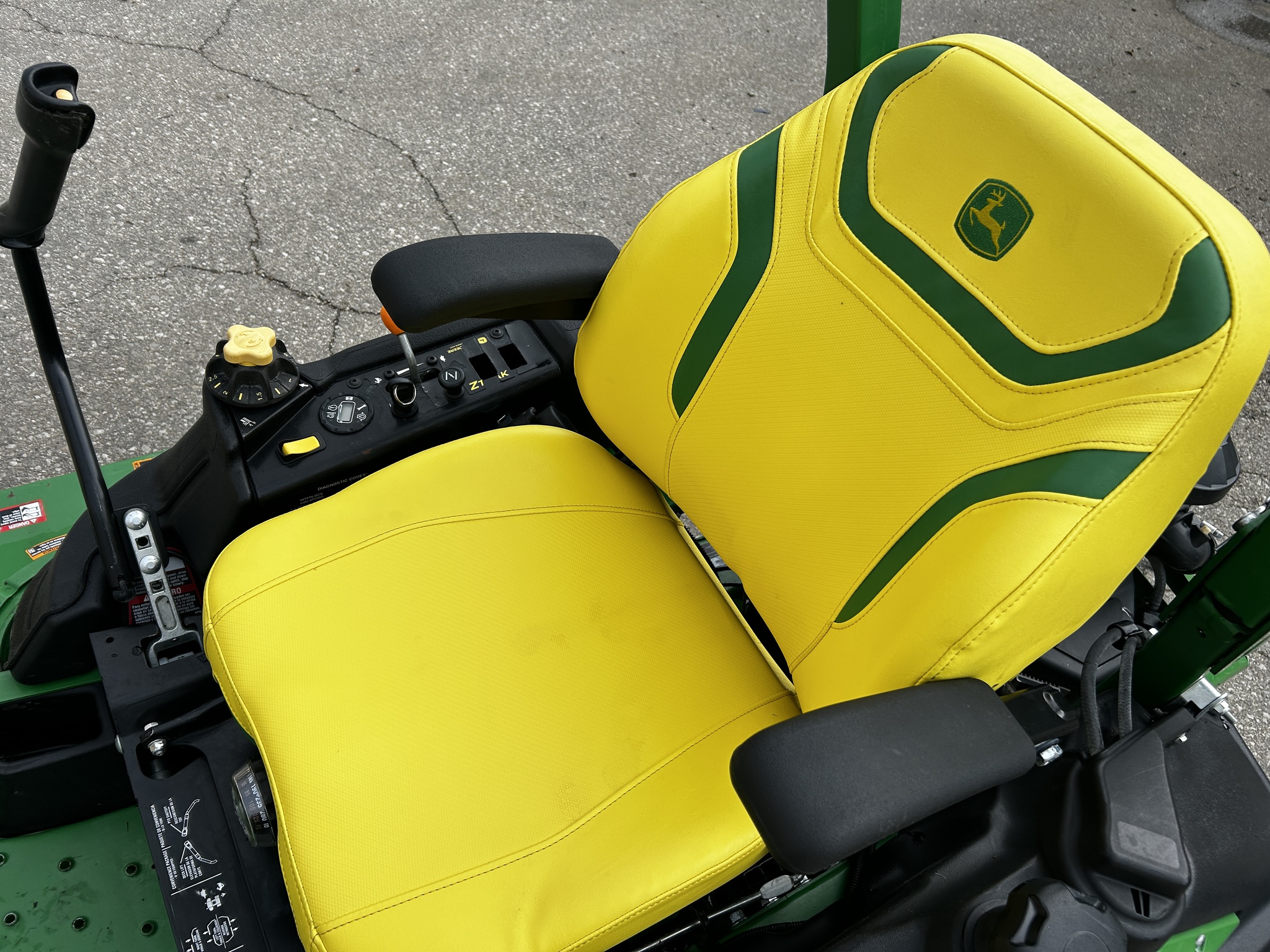 2019 John Deere Z970R Image 8