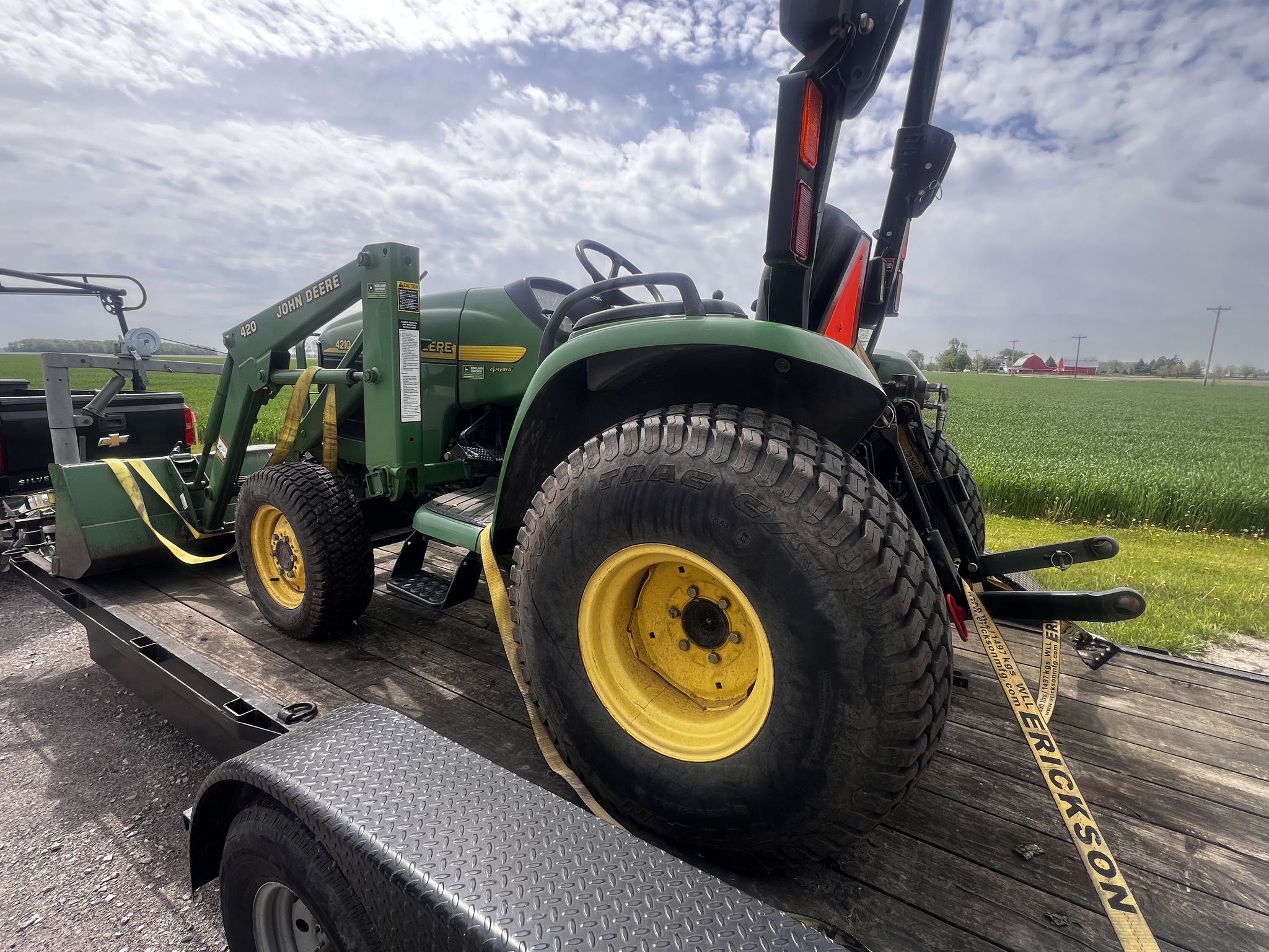 2002 John Deere 4210 Image 1