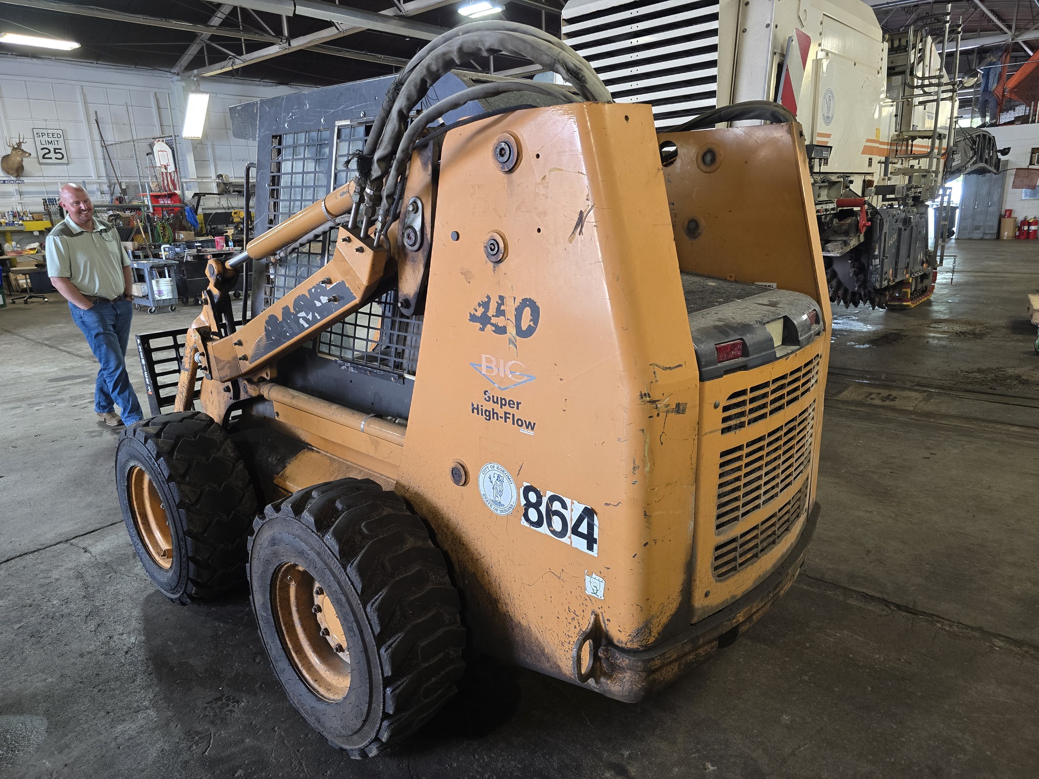 2007 Case 450 Image 9