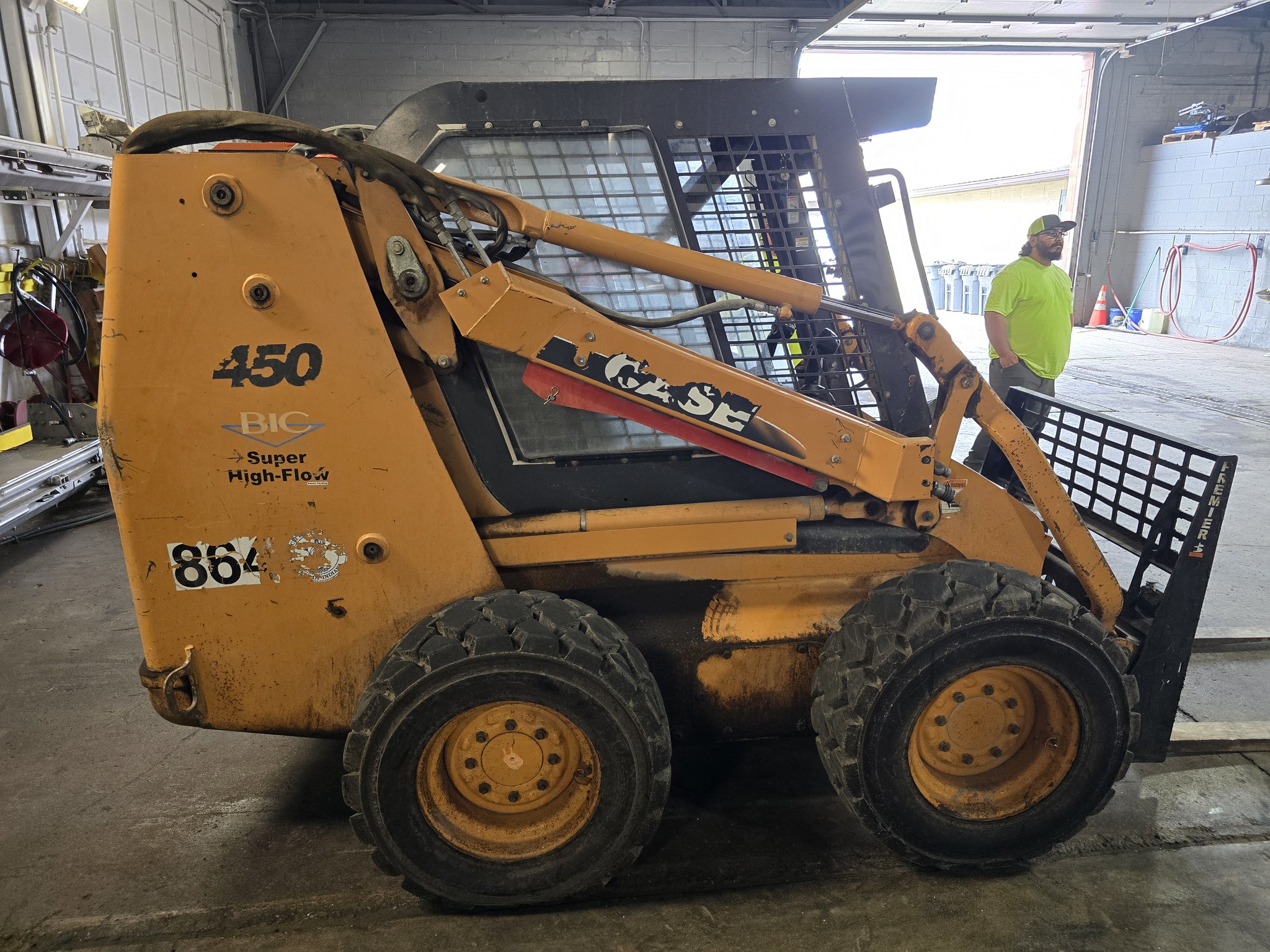 2007 Case 450 Image 6