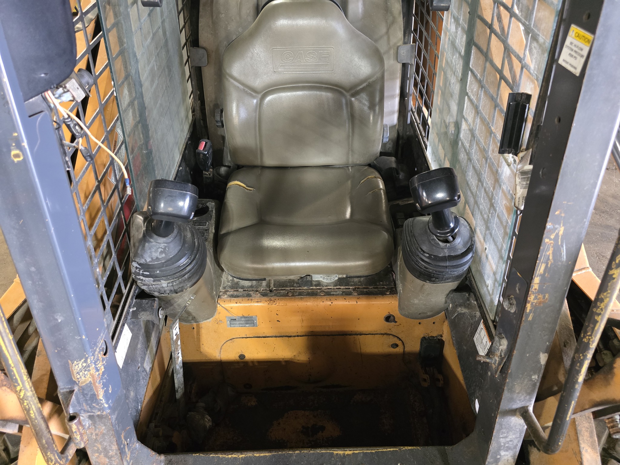 2007 Case 450 Image 13