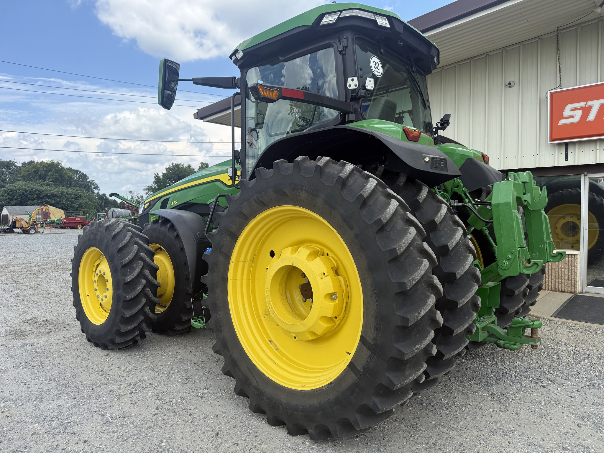 2024 John Deere 8R 370 Image 5