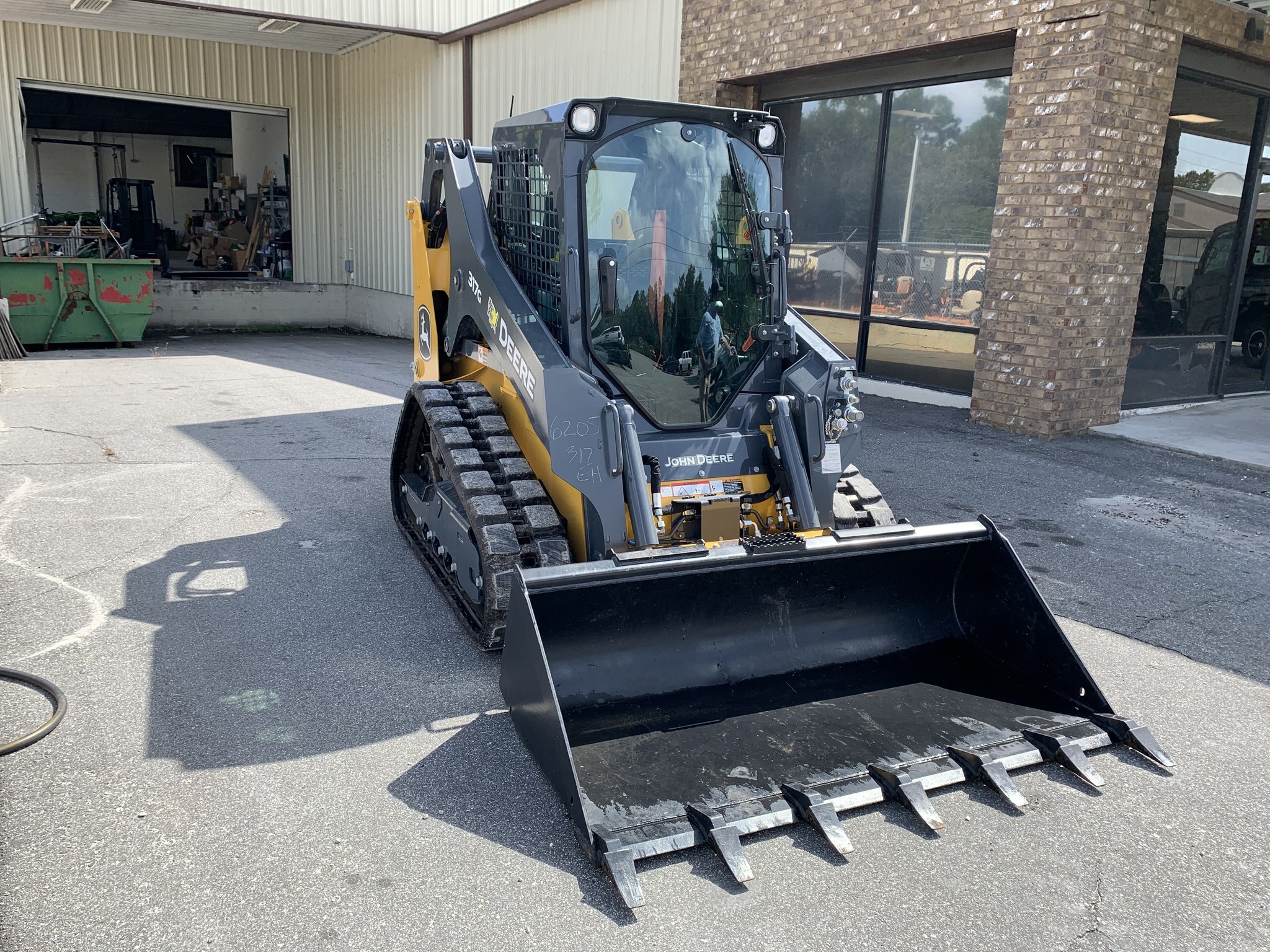 2025 John Deere 317G Image 2