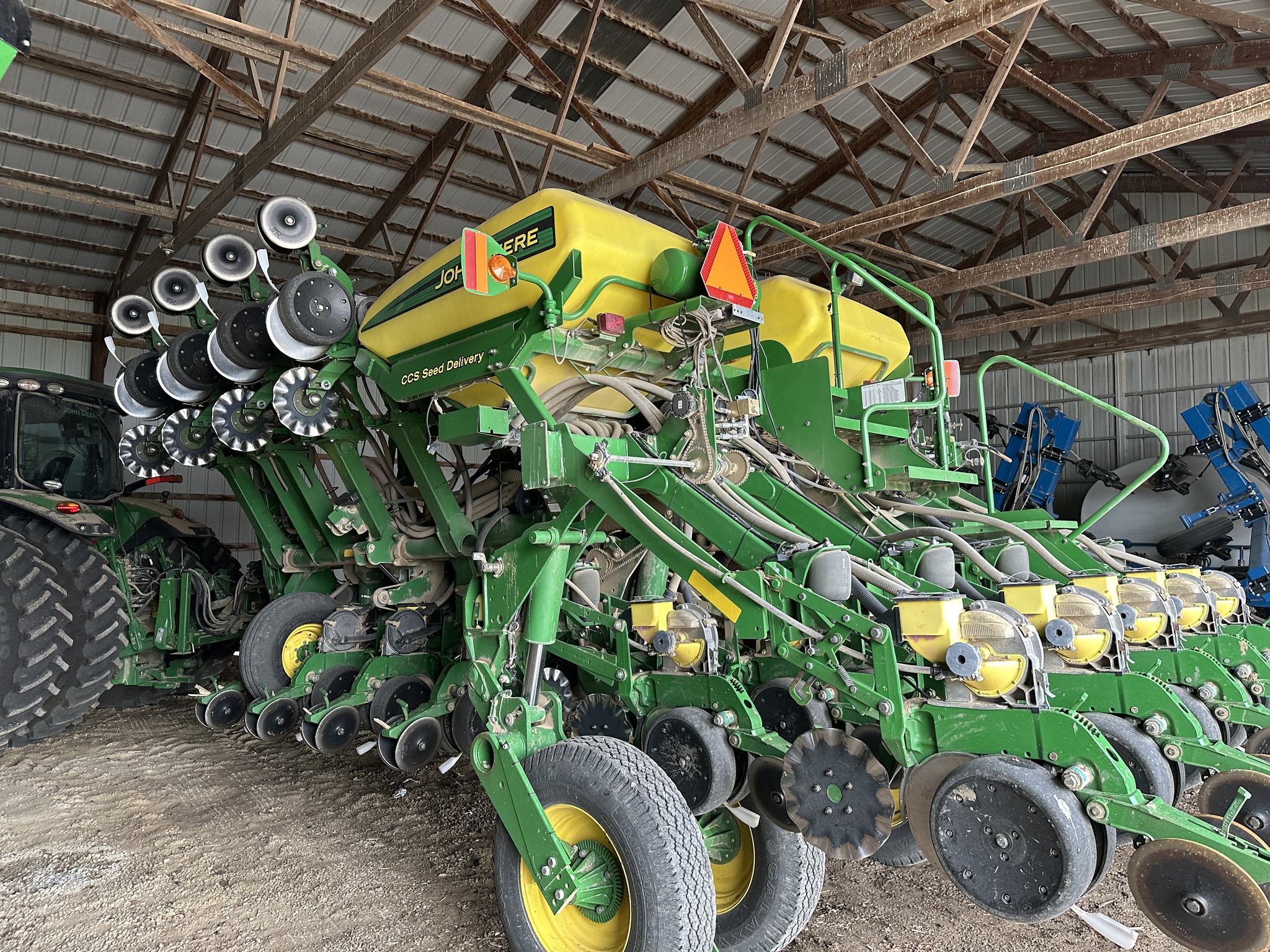 2013 John Deere 1790 Image 1