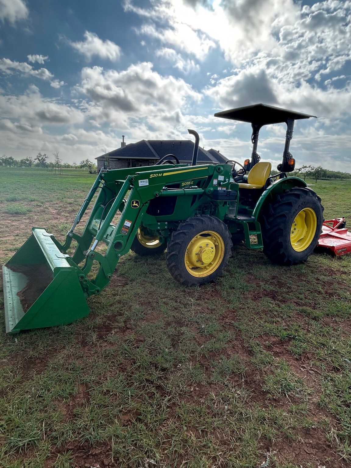 2022 John Deere 5055E Image 3