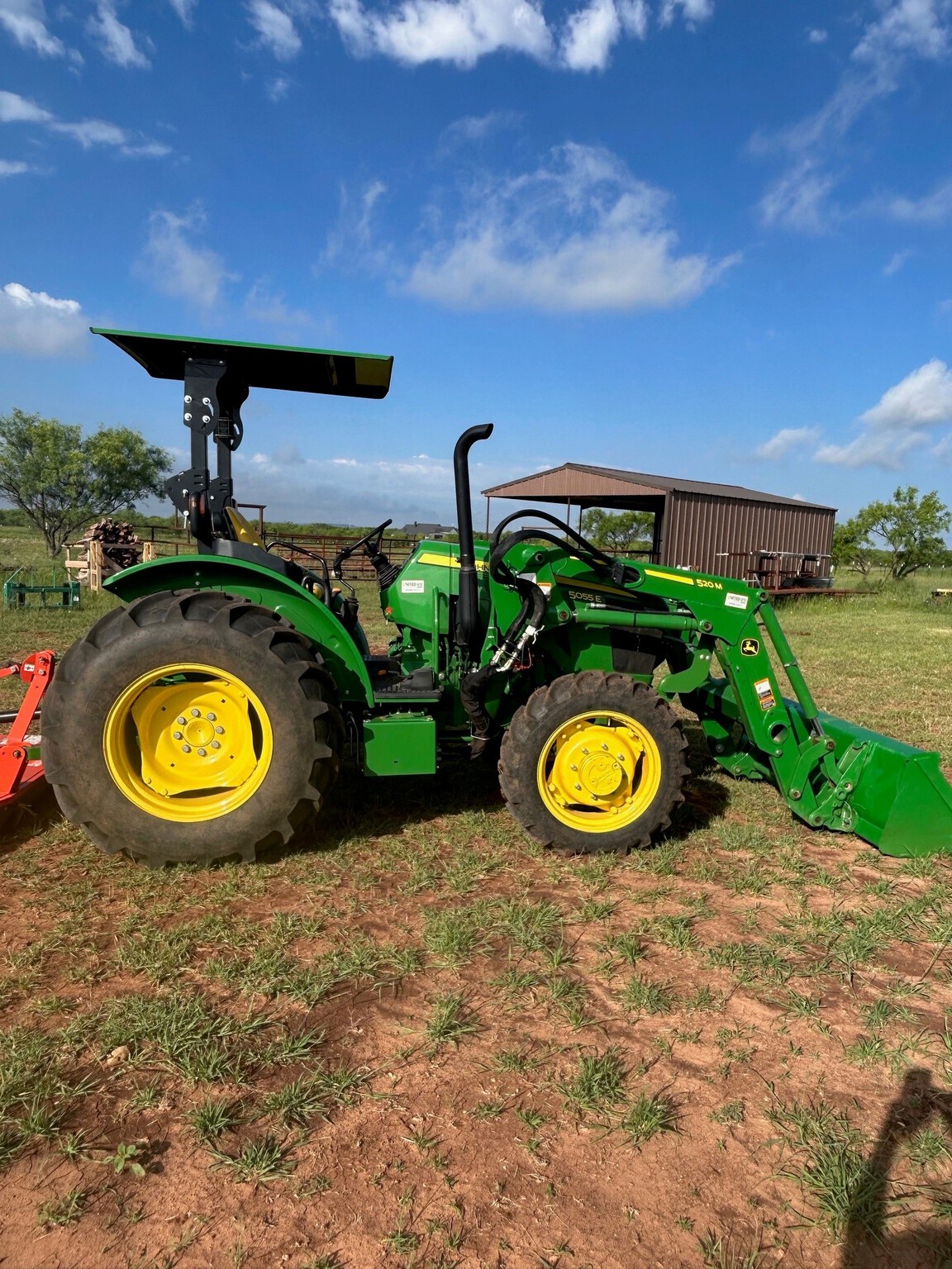 2022 John Deere 5055E Image 6