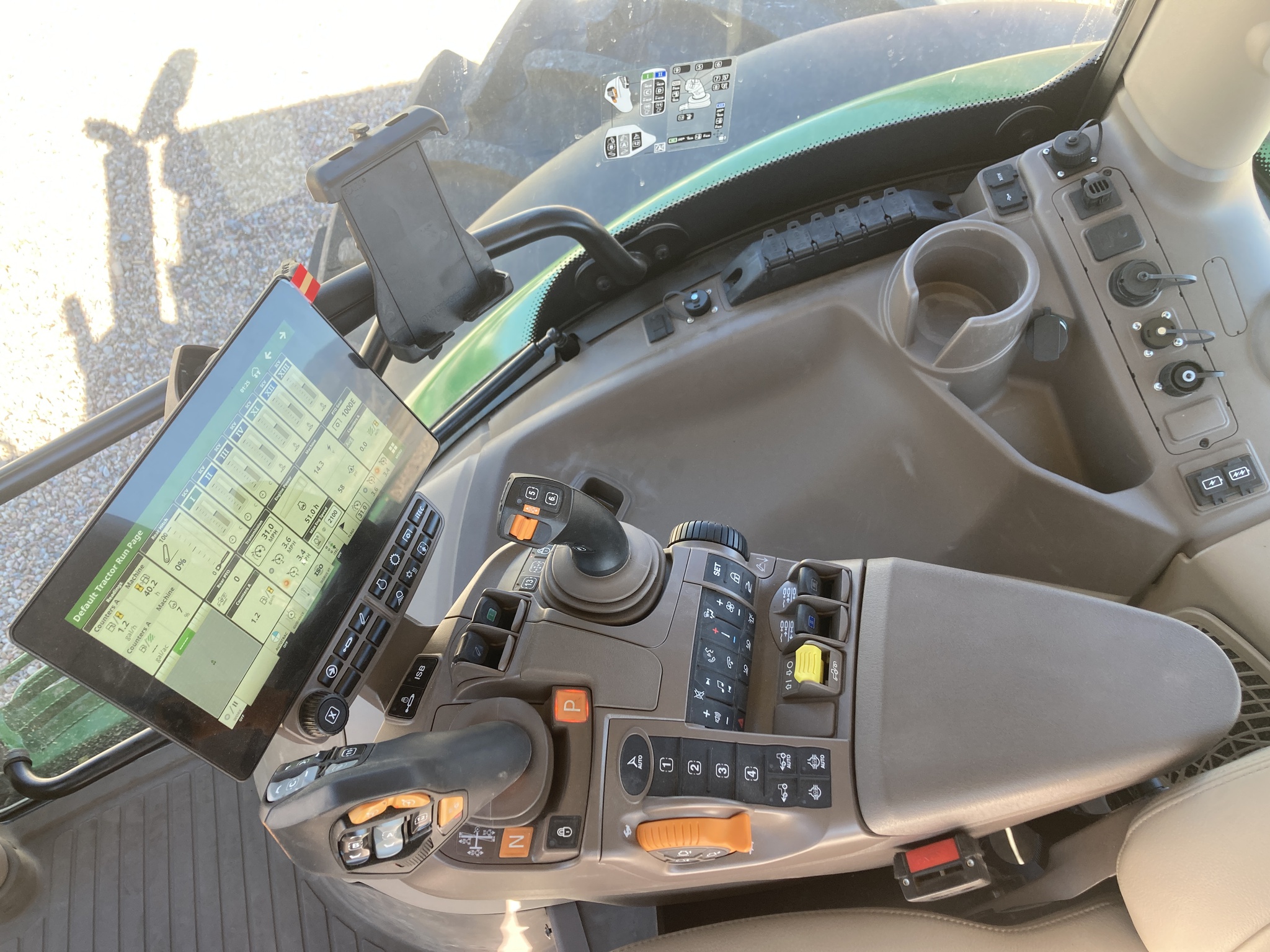 2024 John Deere 6R 175 Image 33