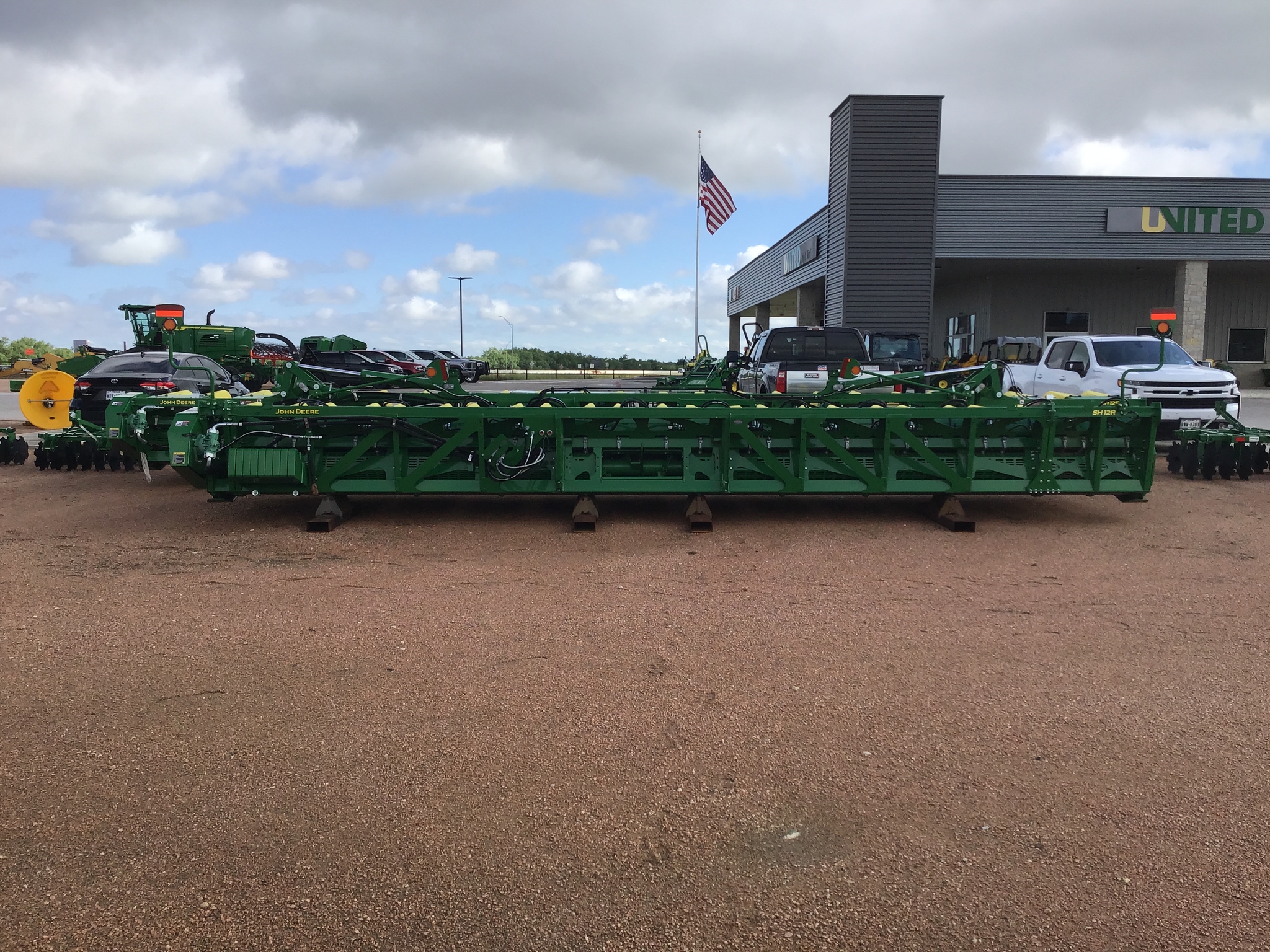 2023 John Deere SH12R Image 5