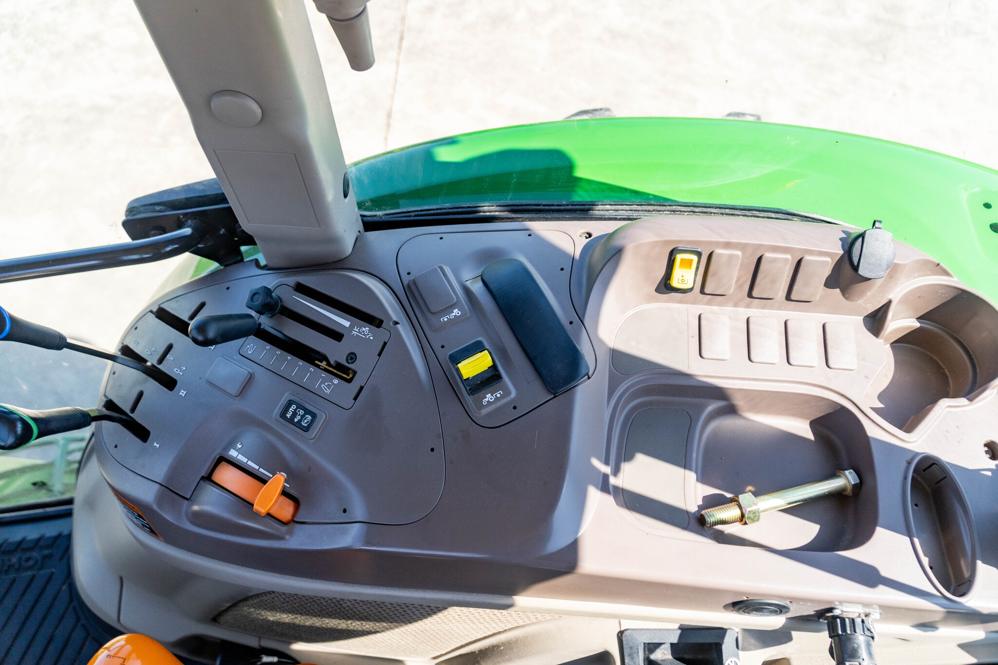 Used 2024 John Deere 6105E Cab Utility Tractors at Koenig Equipment in Anna, OH - PhotoXL31