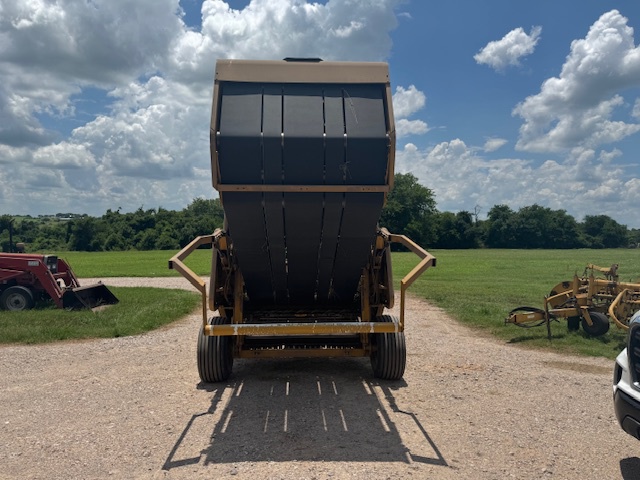 Vermeer 605M Image 9