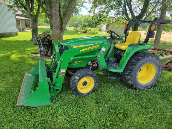 Photo of 2017 John Deere 3032E